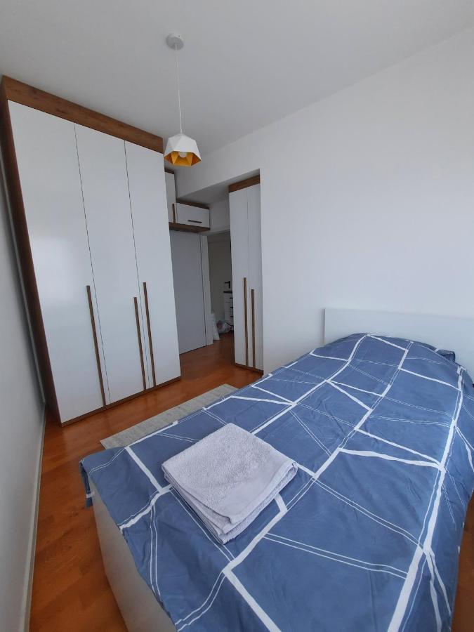 Luxury Sky View Apartment 普里什蒂纳 外观 照片