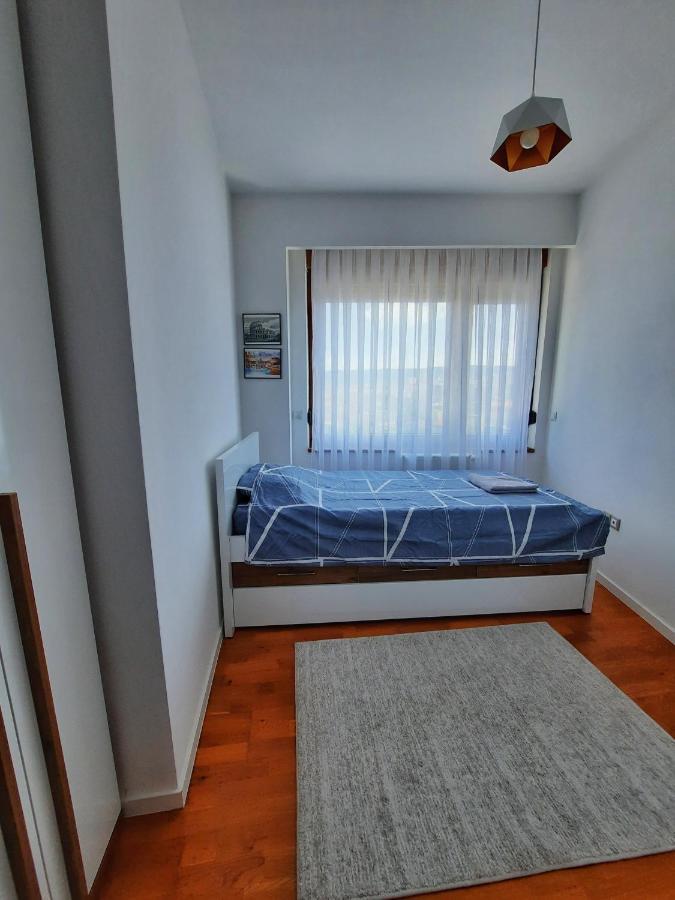 Luxury Sky View Apartment 普里什蒂纳 外观 照片
