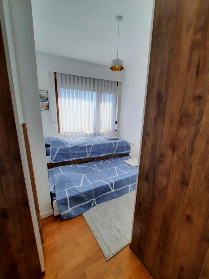 Luxury Sky View Apartment 普里什蒂纳 外观 照片
