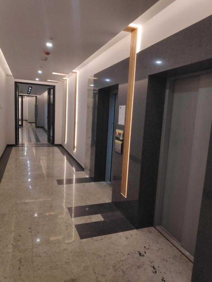 Luxury Sky View Apartment 普里什蒂纳 外观 照片